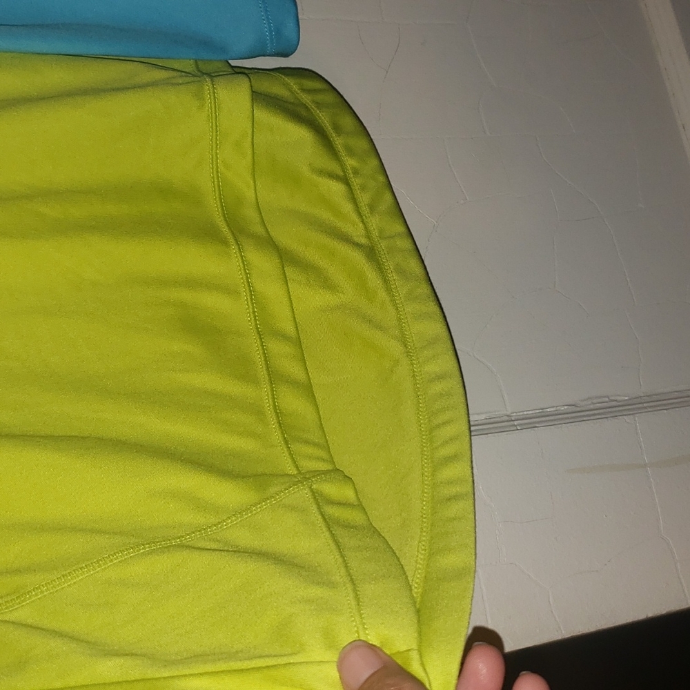 2 Spalding Workout T shirts Blue and Green - Picture 7 of 10